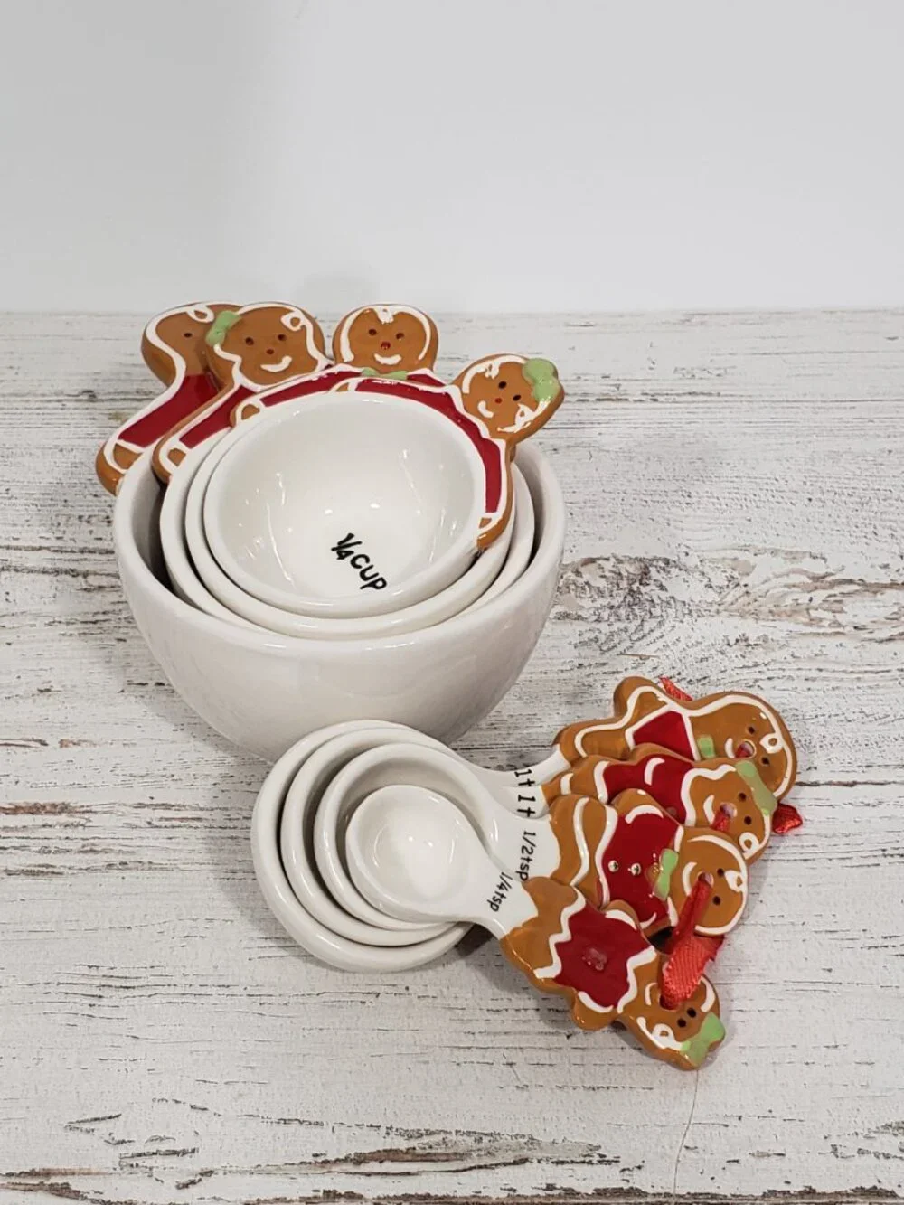 Ceramic Gingerbread Measuring Cups Spoon Set Christmas Holidays Baking